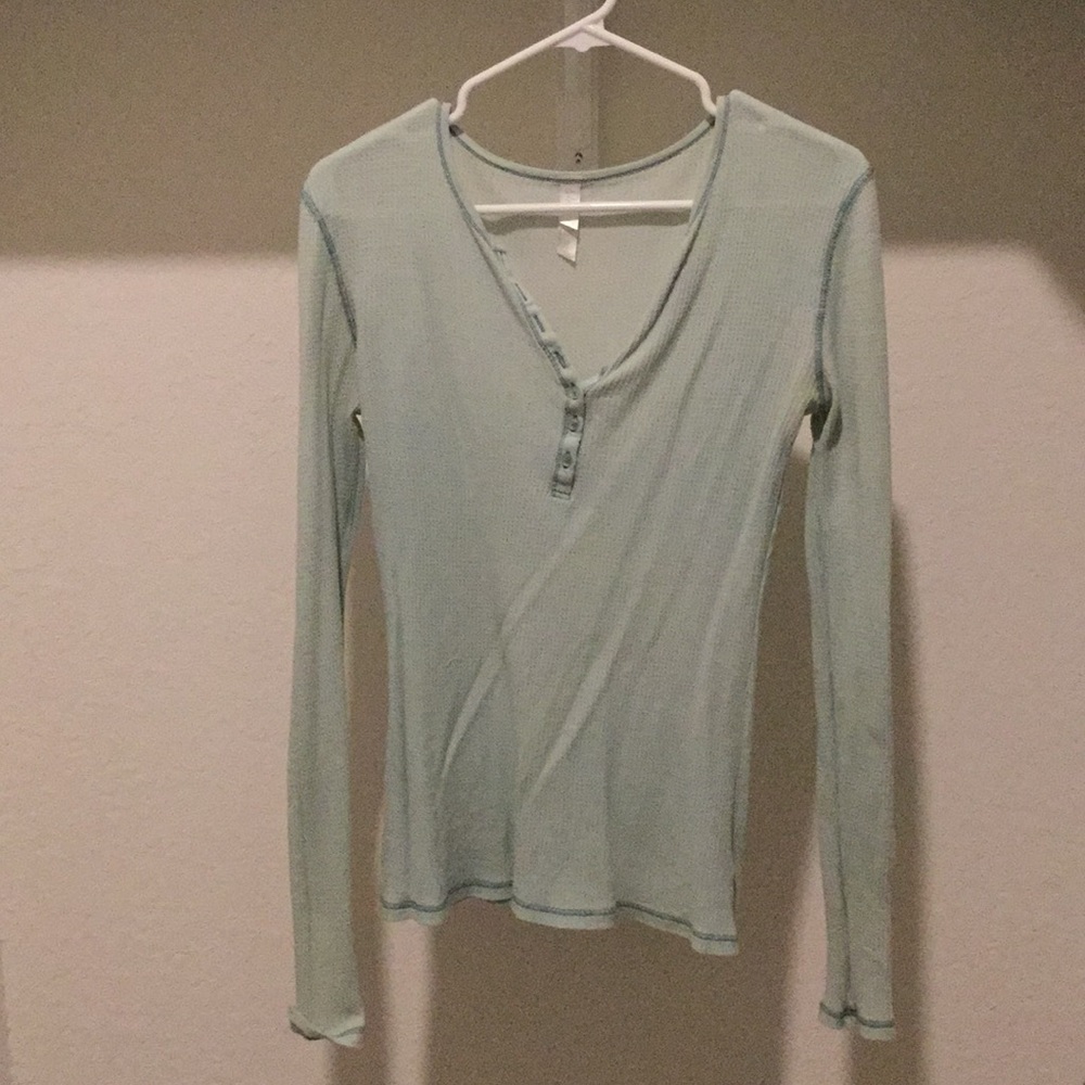 Baby (light) blue long sleeve shirt